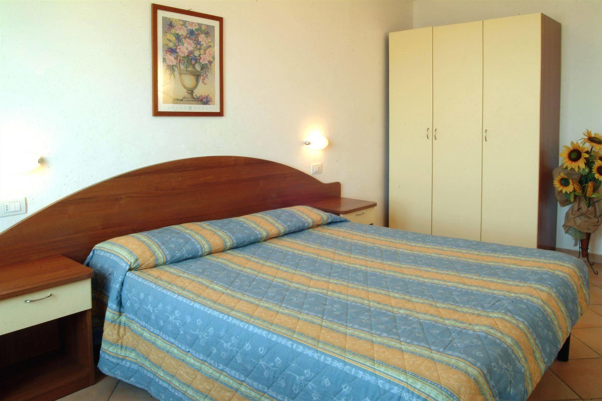 Residence Algarve Rimini Ngoại thất bức ảnh