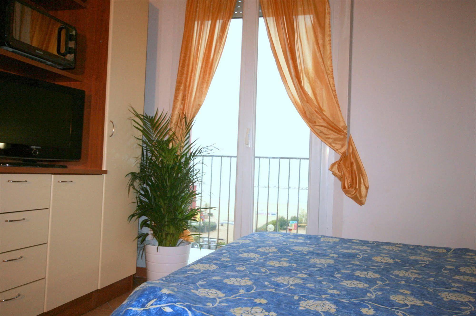 Residence Algarve Rimini Ngoại thất bức ảnh